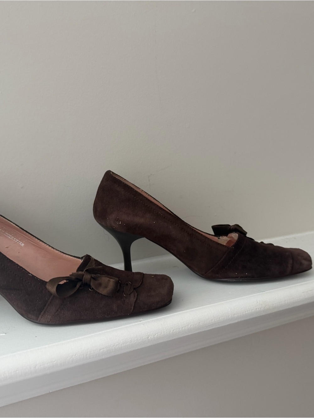 Henry Ferrera Dark Brown Suede Mid-Heel Pumps with Bow